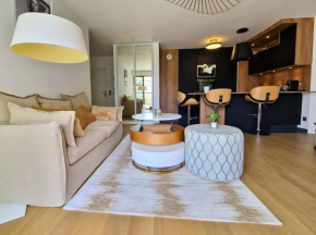 Sublime appartement 4 étoiles neuf T3 àPuteaux 61m2 proche La Défense, 10m2 de terrasse avec magnifique vue